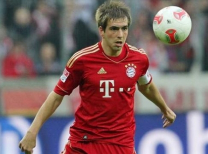 Desi a invins-o pe Bayern, Arsenal a fost eliminata din Liga Campionilor. Malaga merge mai departe Desi a invins-o pe Bayern, Arsenal a fost eliminata din Liga Campionilor. Malaga merge mai departe