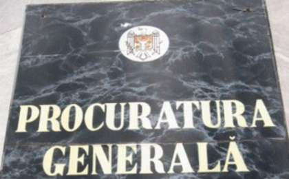 Trei persoane si-au depus dosarele pentru functia de procuror general. Afla cine sunt Trei persoane si-au depus dosarele pentru functia de procuror general. Afla cine sunt