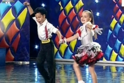 Inca doi moldoveni au ridicat sala in picioare! Cele mai frumoase momente de la Romanii au Talent Inca doi moldoveni au ridicat sala in picioare! Cele mai frumoase momente de la Romanii au Talent