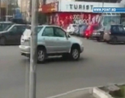 FOCURI DE ARMA in centrul capitalei! Cum si-a facut dreptate un pieton infuriat pe soferul unui Lexus