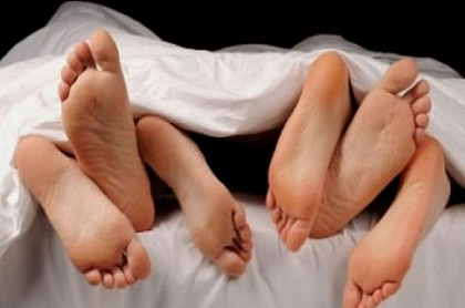 Un profesor, arestat dupa ce a organizat petreceri erotice. Ce se intampla de fapt
