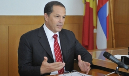 Un grup de deputati il ameninta cu demiterea pe bascanul Mihai Formuzal. Afla motivul Un grup de deputati il ameninta cu demiterea pe bascanul Mihai Formuzal. Afla motivul