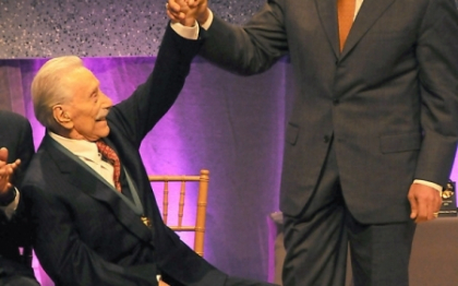 A murit Joe Weider, mentorul lui Arnold Schwarzenegger si fondatorul Mr Olympia A murit Joe Weider, mentorul lui Arnold Schwarzenegger si fondatorul Mr Olympia