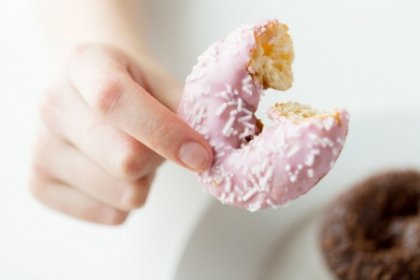 Ce se intampla in creierul tau atunci cand mananci junk food. Descoperirea oamenilor de stiinta