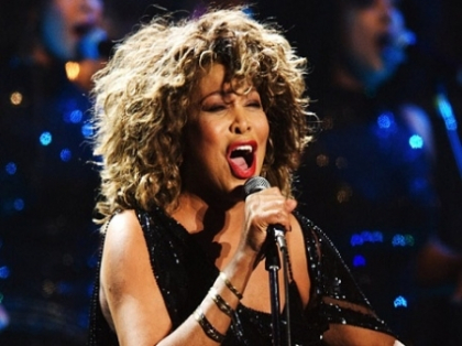 Cantareata Tina Turner, mireasa la 73 de ani! Uite cum arata alesul inimii - FOTO Cantareata Tina Turner, mireasa la 73 de ani! Uite cum arata alesul inimii - FOTO