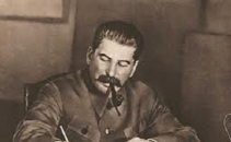 Vagonul personal de tren al lui Stalin, avariat in timpul unei furtuni Vagonul personal de tren al lui Stalin, avariat in timpul unei furtuni