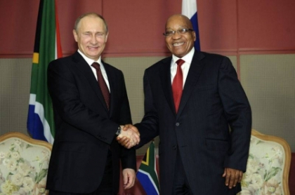 INCIDENT cu bodyguarzii lui PUTIN si VALIZA secreta, la summitul din Africa de Sud
INCIDENT cu bodyguarzii lui PUTIN si VALIZA secreta, la summitul din Africa de Sud