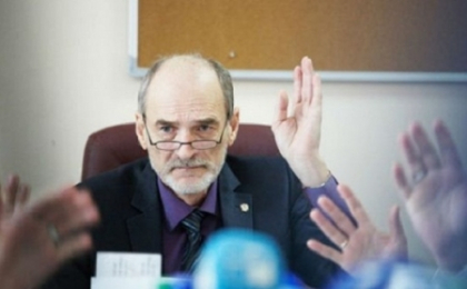 Victor Popa tot mai aproape de Curtea Constitutionala. Afla cine este al doilea candidat Victor Popa tot mai aproape de Curtea Constitutionala. Afla cine este al doilea candidat