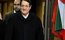 "Cipru nu va renunta la euro". Declaratia presedintelui Nikos Anastasiades, dupa criza bancara "Cipru nu va renunta la euro". Declaratia presedintelui Nikos Anastasiades, dupa criza bancara
