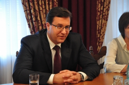 Lupu: Un inceput de discutii cu Filat si Ghimpu a fost. Acum trebuie sa dam dovada de maxima responsabilitate Lupu: Un inceput de discutii cu Filat si Ghimpu a fost. Acum trebuie sa dam dovada de maxima responsabilitate