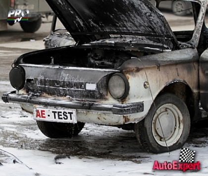 Automobil mistuit de flacari, chiar sub privirile lui Andrei Tabuica si a pompierilor! Ce a aflat autoexpertul Automobil mistuit de flacari, chiar sub privirile lui Andrei Tabuica si a pompierilor! Ce a aflat autoexpertul