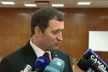 "Ce vorbiti?" Si-a cerut scuze Filat de la Plahotniuc? Vezi raspunsul premierului in exercitiu