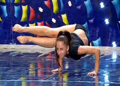 Fanteziile barbatilor au devenit realitate. Politista sexy de la "Romanii au talent" - VIDEO
Fanteziile barbatilor au devenit realitate. Politista sexy de la "Romanii au talent" - VIDEO