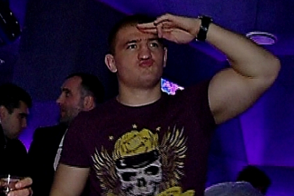 Catalin Morosanu a facut show intr-un club de noapte din Chisinau! Uite cum s-a distrat luptatorul K-1 Catalin Morosanu a facut show intr-un club de noapte din Chisinau! Uite cum s-a distrat luptatorul K-1