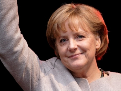 Poza virala! Angela Merkel, GOALA, cu alte doua femei, in tinerete! Tu ce crezi? Poza virala! Angela Merkel, GOALA, cu alte doua femei, in tinerete! Tu ce crezi?
