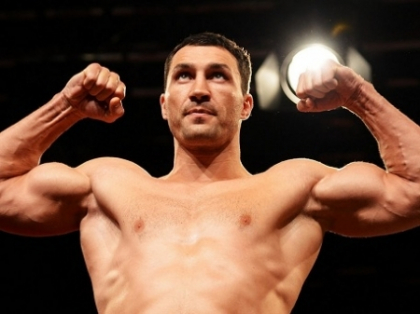Gigantul Vladimir Klitschko s-a logodit? N-o sa-ti vina sa crezi cine este iubita lui - GALERIE FOTO Gigantul Vladimir Klitschko s-a logodit? N-o sa-ti vina sa crezi cine este iubita lui - GALERIE FOTO