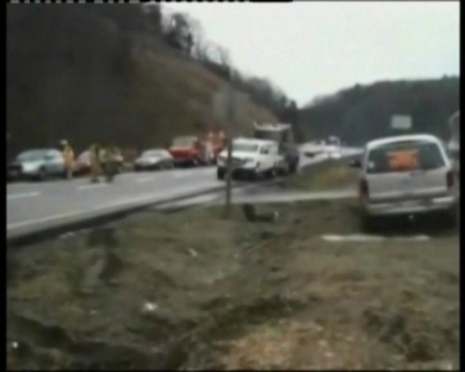 95 de masini s-au ciocnit in lant pe o autostrada din SUA! Sunt morti