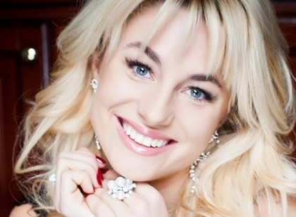De la cine si-a mostenit Natalia Gordienko frumusetea. Uite cum arata mama artistei - FOTO
De la cine si-a mostenit Natalia Gordienko frumusetea. Uite cum arata mama artistei - FOTO