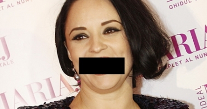 Atentie, imagini HORROR! Cum ar arata Andreea Marin, Antonia sau Inna fara dinti - FOTO
