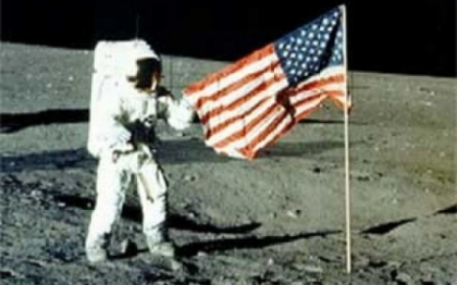 "Obama e Antichristul si o putere secreta conduce lumea." Teoriile conspiratiei populare in SUA