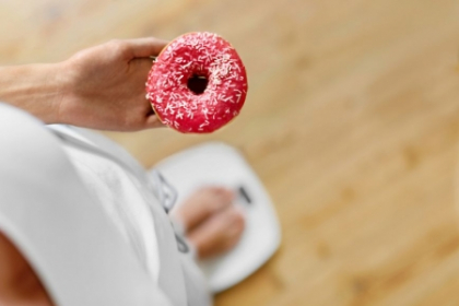 Obezitatea favorizeaza aparitia cancerului. Metoda sigura prin care poti scadea in greutate, recomandata de un nutritionist