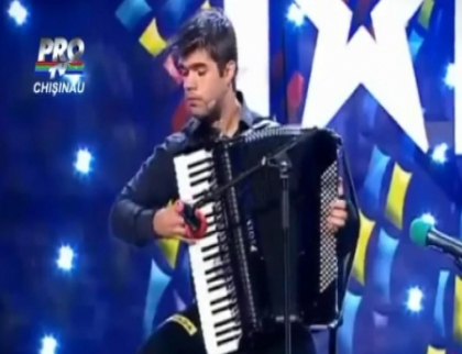 Incepe adevarata competitie la Romanii au Talent! Ce moldovean va lupta astazi in prima semifinala