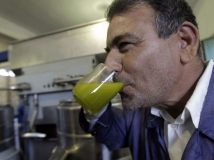 Istoria celui mai banal aliment.O industrie corupta, cu venituri egale cu cele provenite din cocaina Istoria celui mai banal aliment.O industrie corupta, cu venituri egale cu cele provenite din cocaina