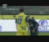 Samul Eto\'o il imita pe Zinedine Zidan Samul Eto\'o il imita pe Zinedine Zidan