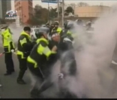 Demonstratii violente in Coreea de Sud dupa atacul nordicilor