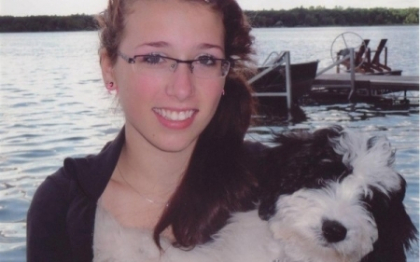 O tanara de 17 ani din Canada s-a sinucis dupa ce a fost violata de 4 barbati