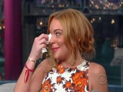 A ajuns sa planga! Cum a fost umilita Linsay Lohan in direct la tv - VIDEO A ajuns sa planga! Cum a fost umilita Linsay Lohan in direct la tv - VIDEO