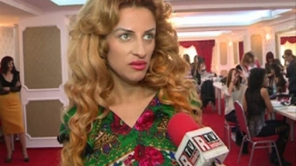 Razi cu lacrimi! Uite cum definesc notiunea de "pitipoanca" starletele romanesti - VIDEO
Razi cu lacrimi! Uite cum definesc notiunea de "pitipoanca" starletele romanesti - VIDEO