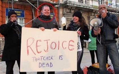 De ce sarbatoresc britanicii pe strazi moartea lui Margaret Thatcher. BBC o compara cu o vrajitoare