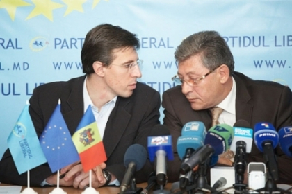 Ghimpu reactioneaza: A fost un scenariu facut fara stirea mea. Ei stiu ca Dorin va refuza Ghimpu reactioneaza: A fost un scenariu facut fara stirea mea. Ei stiu ca Dorin va refuza