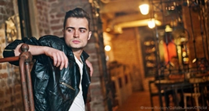 Catalin Josan cucereste din nou! Uite ce asistenta sexy are in noul videoclip - VIDEO
Catalin Josan cucereste din nou! Uite ce asistenta sexy are in noul videoclip - VIDEO