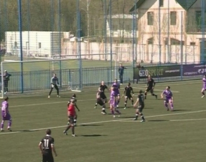 Dacia Chisinau, eliminata din Cupa Moldovei de o echipa din liga secunda. Jucatorii au vrut sa bata arbitrul Dacia Chisinau, eliminata din Cupa Moldovei de o echipa din liga secunda. Jucatorii au vrut sa bata arbitrul
