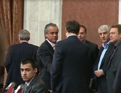 S-a produs marea impacare. Vlad Filat si Vlad Plahotniuc nu mai sunt certati S-a produs marea impacare. Vlad Filat si Vlad Plahotniuc nu mai sunt certati