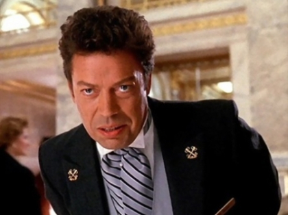 Il tii minte pe valetul nesuferit care ii facea zile fripte lui Kevin? Cum arata acum actorul din "Home Alone"