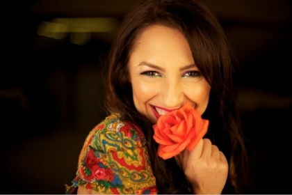 Si-a pus in valoare la maxim silueta! Iti place cum arata Andra in noul videoclip? VIDEO
