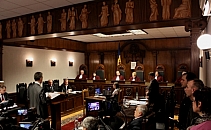 Vlad Filat nu mai poate fi premier desemnat. Vezi motivele invocate de magistratii Curtii Constitutionale Vlad Filat nu mai poate fi premier desemnat. Vezi motivele invocate de magistratii Curtii Constitutionale
