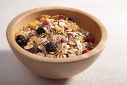 Energie buna la micul dejun. Cum sa faci muesli acasa