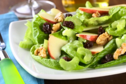In jurul lumii in cautarea experientelor culinare - Salata Waldorf, SUA In jurul lumii in cautarea experientelor culinare - Salata Waldorf, SUA