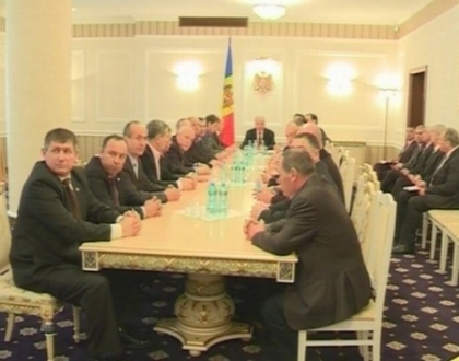 Liberalii si democratii vor AIE 3! Ghimpu: Timofti stia ca incalca legea atunci cand l-a desemnat pe Filat