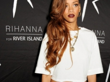 De ce a sters Rihanna imediat fotografia pe care o pusese pe Instagram. Ce au vazut fanii brunetei - FOTO De ce a sters Rihanna imediat fotografia pe care o pusese pe Instagram. Ce au vazut fanii brunetei - FOTO