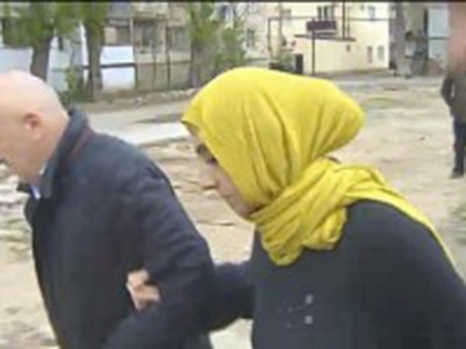 Interviu CNN cu mama suspectilor din Boston: Nu-mi pasa daca il omoara si pe Jokar. Allah este mare!