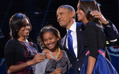 Barack Obama le-a promis fiicelor sale ca daca se vor tatua, va face si el la fel Barack Obama le-a promis fiicelor sale ca daca se vor tatua, va face si el la fel