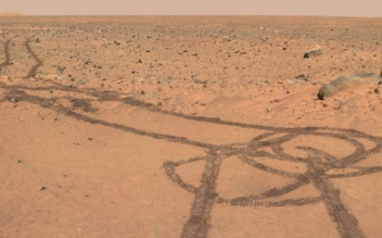 Desenul controversat descoperit pe Marte. Care a fost ultima "urma" lasata de Roverul Opportunity Desenul controversat descoperit pe Marte. Care a fost ultima "urma" lasata de Roverul Opportunity