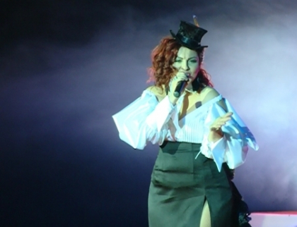 Geta Burlacu, dezgolita intr-un spectacol erotic! Vezi imagini de la avanpremiera - VIDEO
Geta Burlacu, dezgolita intr-un spectacol erotic! Vezi imagini de la avanpremiera - VIDEO