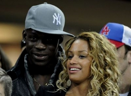 Balotelli isi pune prietena la bataie: O las sa se culce cu toti jucatorii, daca Real Madrid face asta