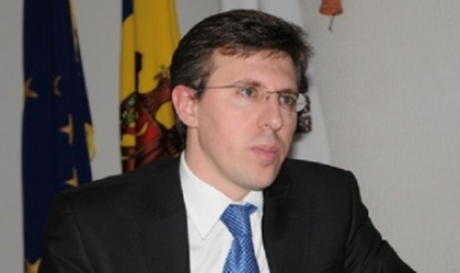 Chirtoaca, numit PREMIER: Imi pare ca trebuie sa inchidem sedinta, ca o luam haisa